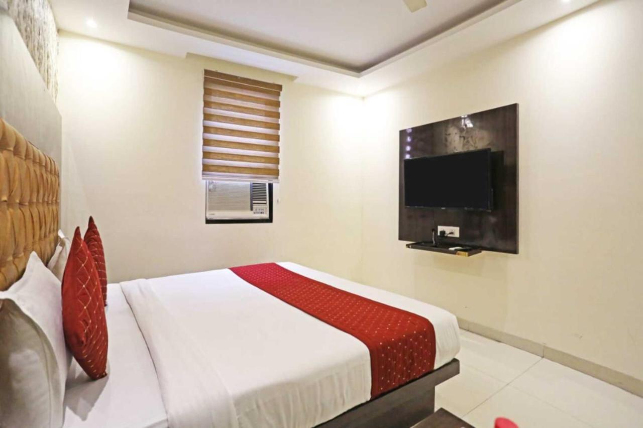 Iconic Inn Near Delhi Igi Airport New Delhi Exterior photo